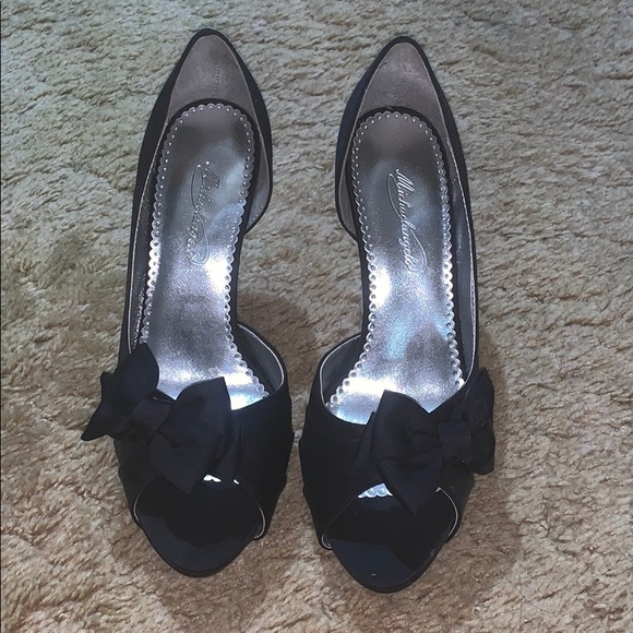 High heels - Picture 1 of 3